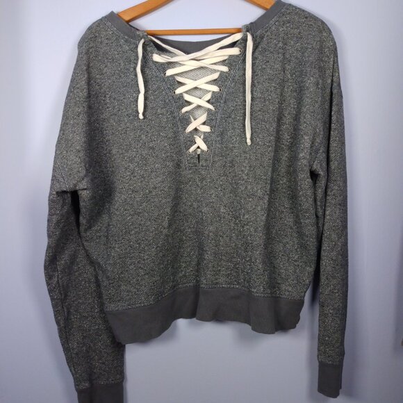 Victoria's Secret Back Lace Up Med Gray Long Sleeve Sweatshirt Crop Boxy *FLAW* - Picture 2 of 11